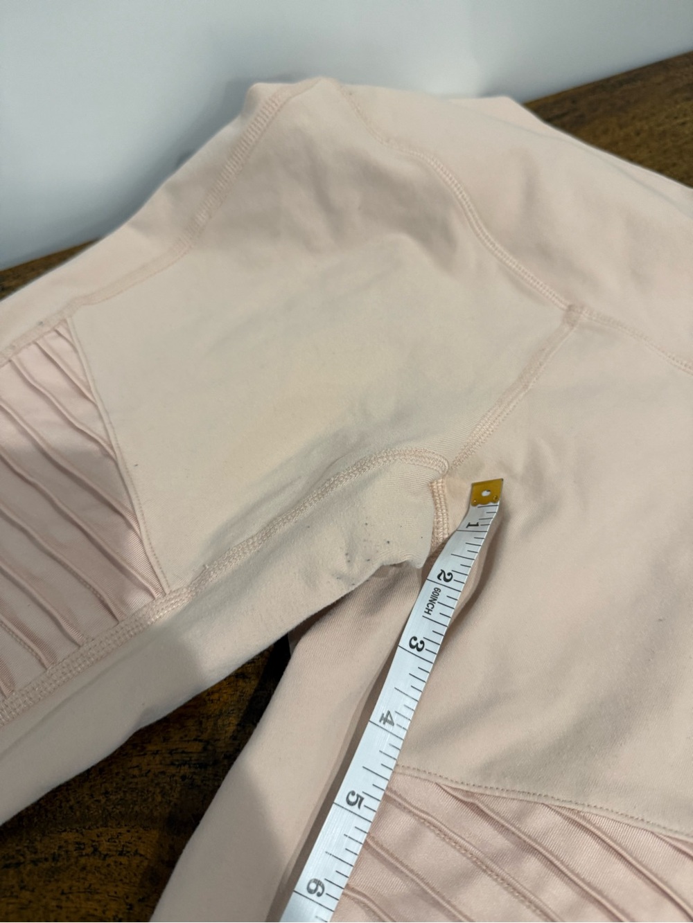 Alo Yoga High Waist Moto Legging in Nectar - Picture 7 of 7